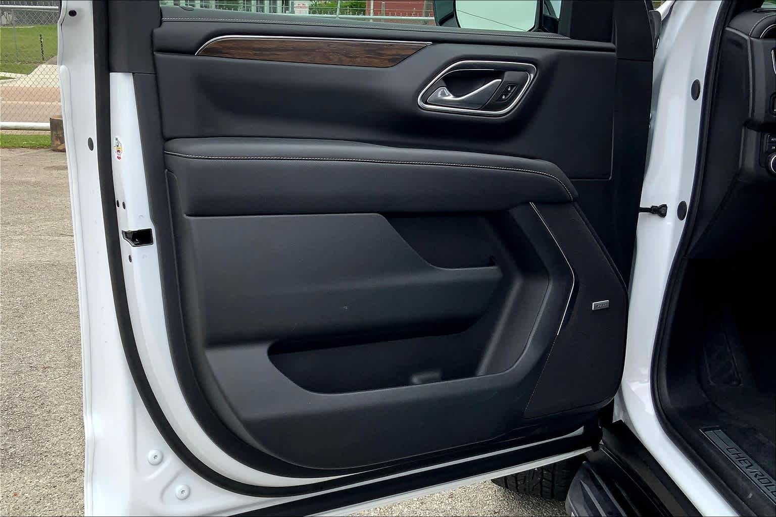 2024 Chevrolet Tahoe Premier photo 36