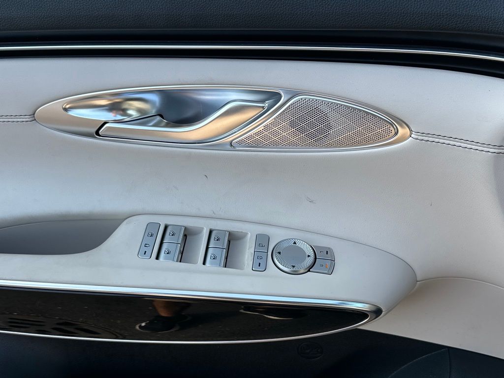 2022 Genesis GV70 2.5T photo 7