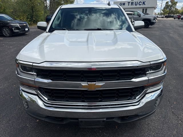 2017 Chevrolet Silverado 1500 LT photo 8