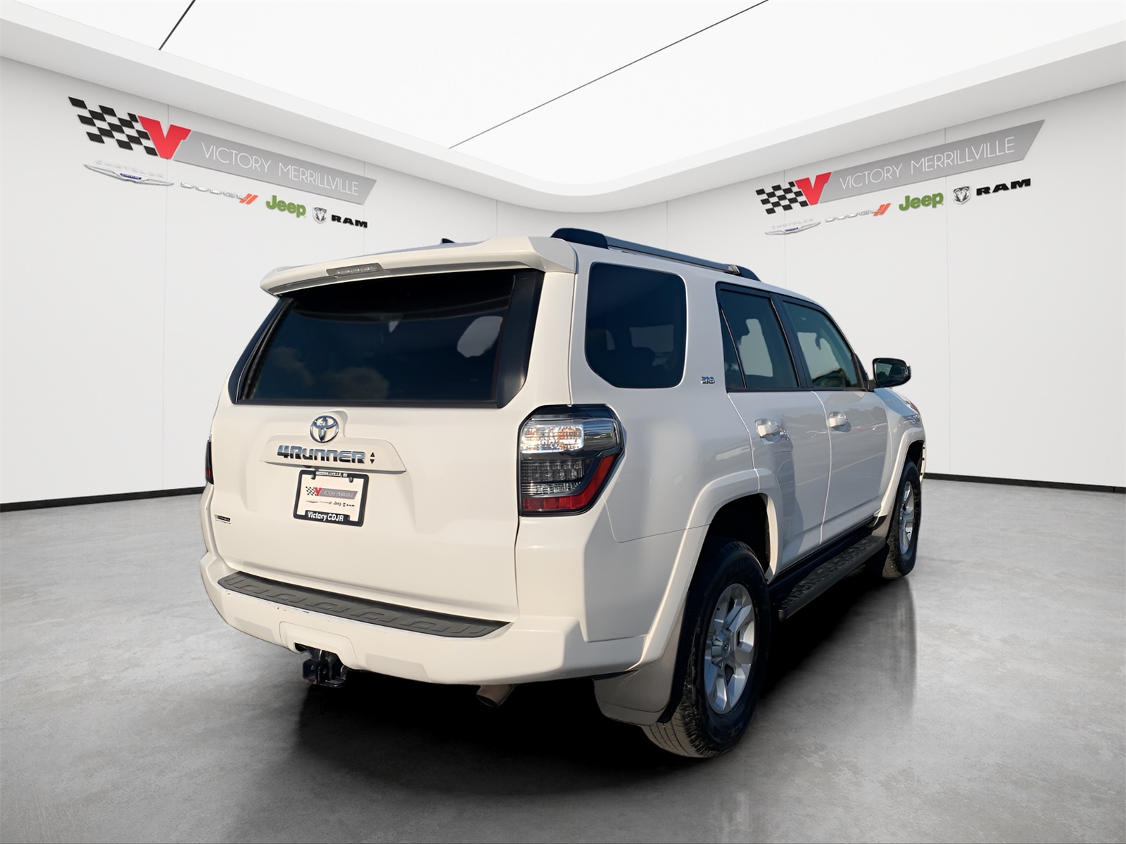 2024 Toyota 4Runner SR5 photo 5