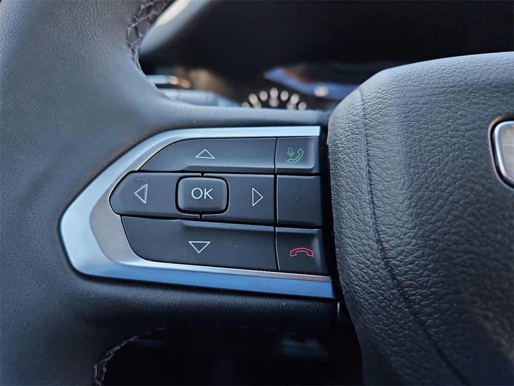 2025 Jeep Compass Latitude photo 14