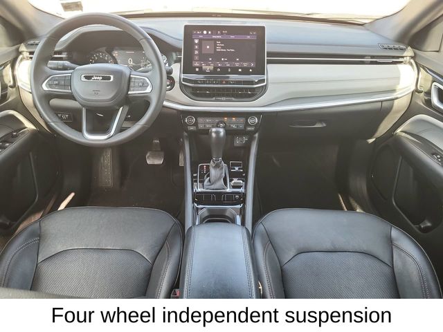 2023 Jeep Compass Limited photo 6