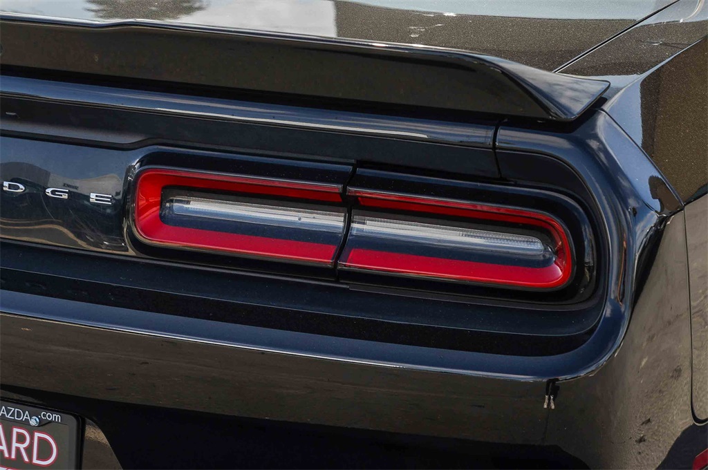 2022 Dodge Challenger GT photo 7