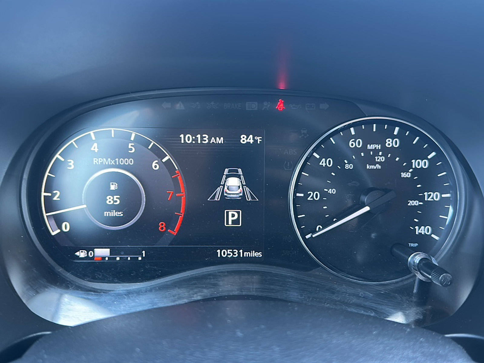 2023 Nissan Kicks SR photo 10