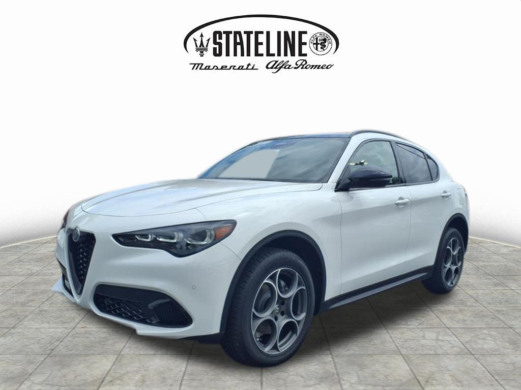 2025 Alfa Romeo Stelvio