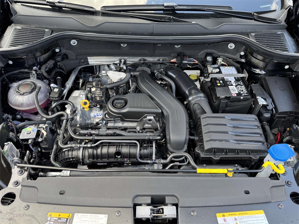2025 Volkswagen Taos S photo 12