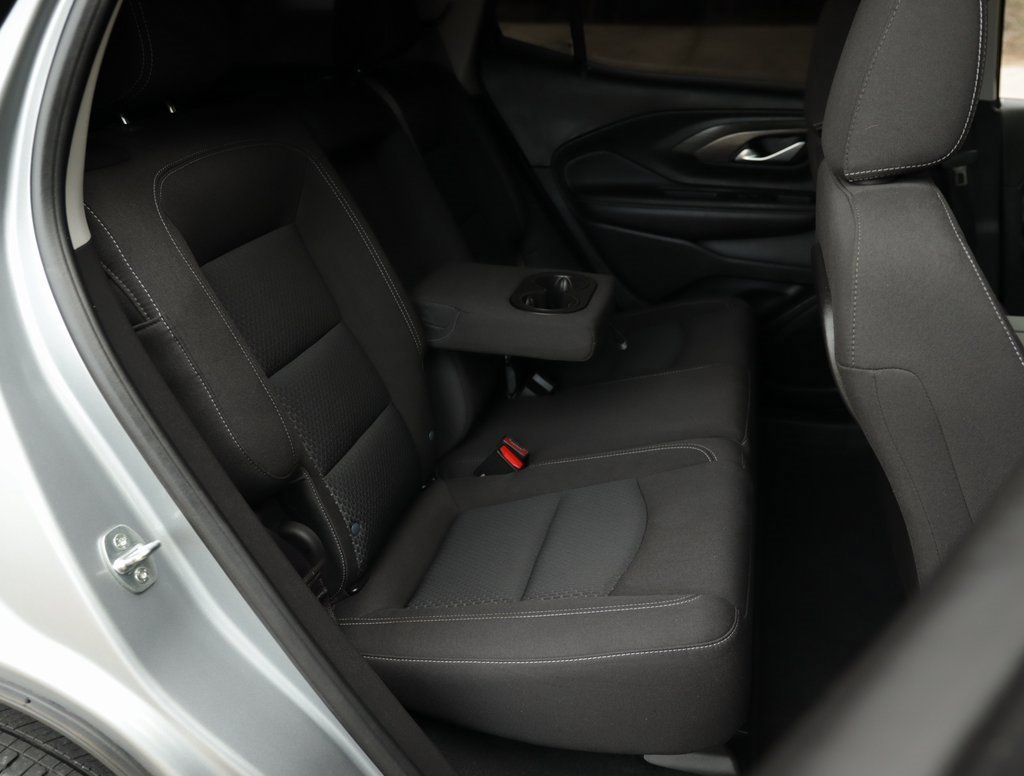 2023 Gmc Terrain SLE photo 24