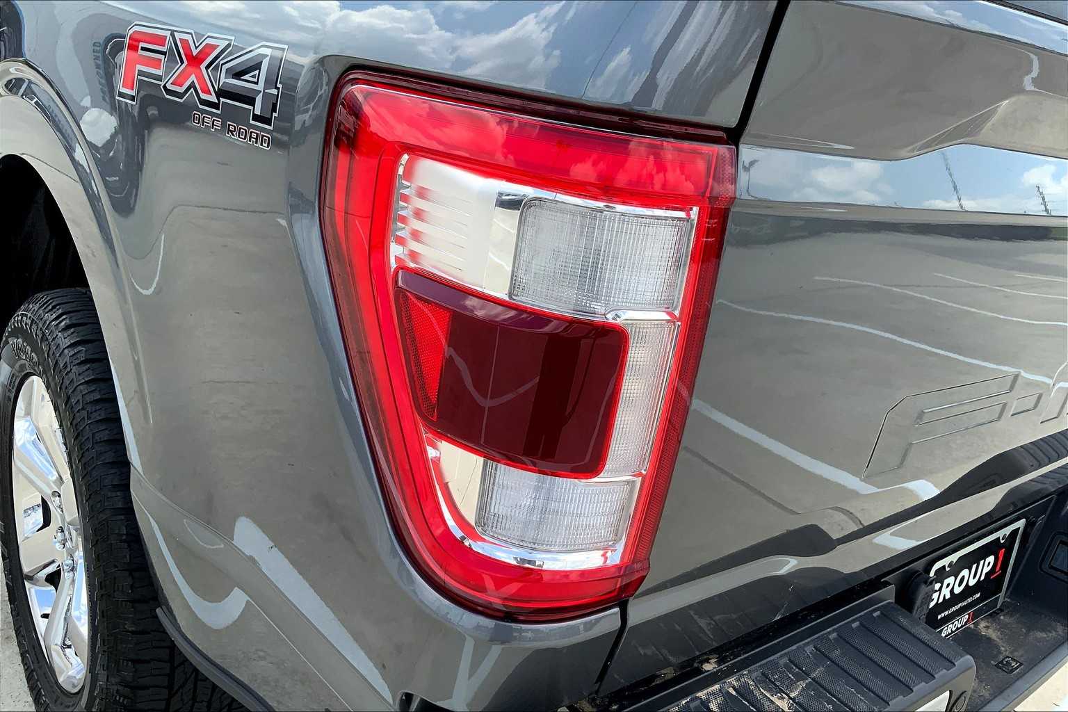 2022 Ford F-150 Lariat photo 52