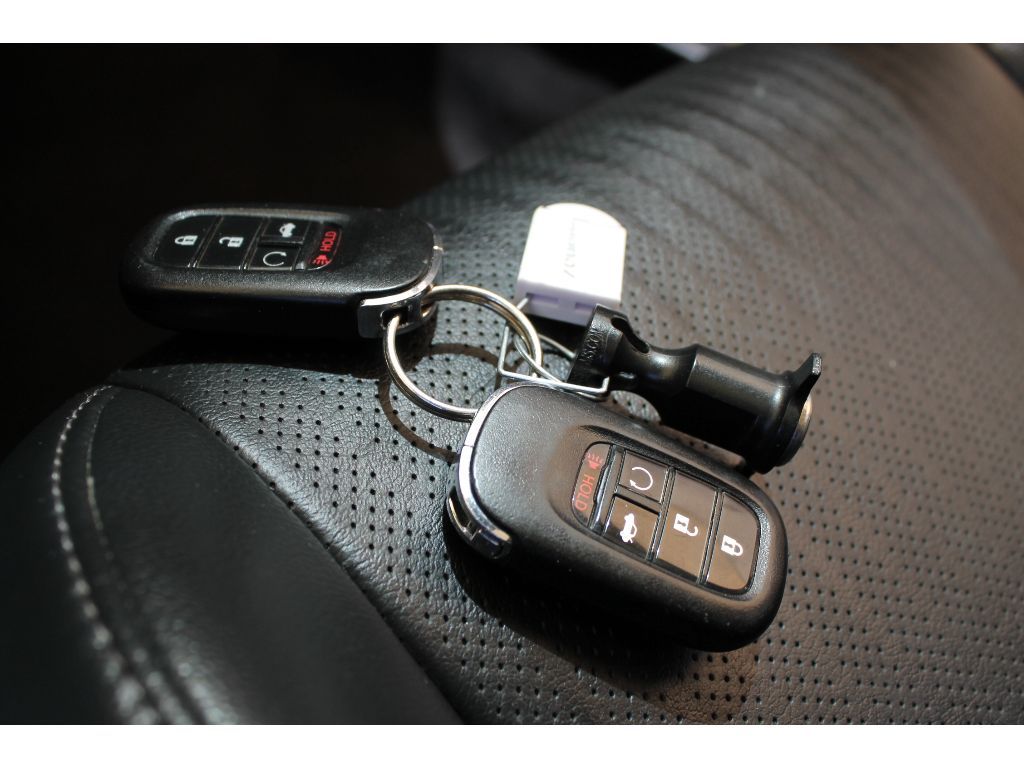 2022 Honda Civic Touring photo 22
