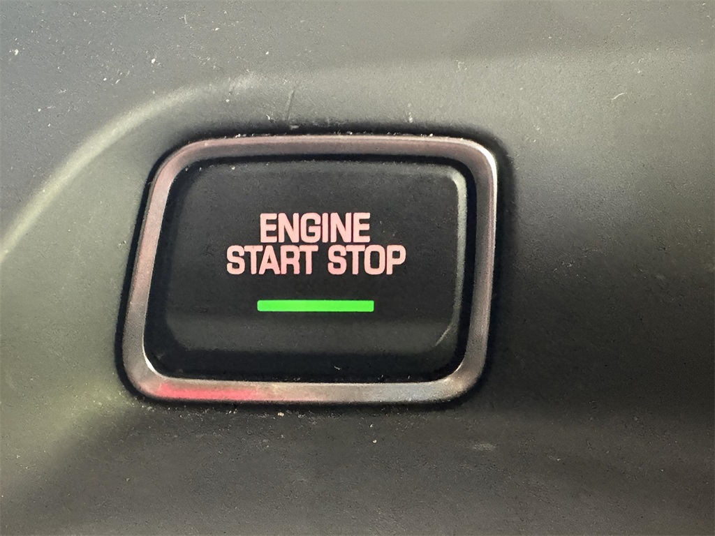 2023 Chevrolet Camaro 1LT photo 16