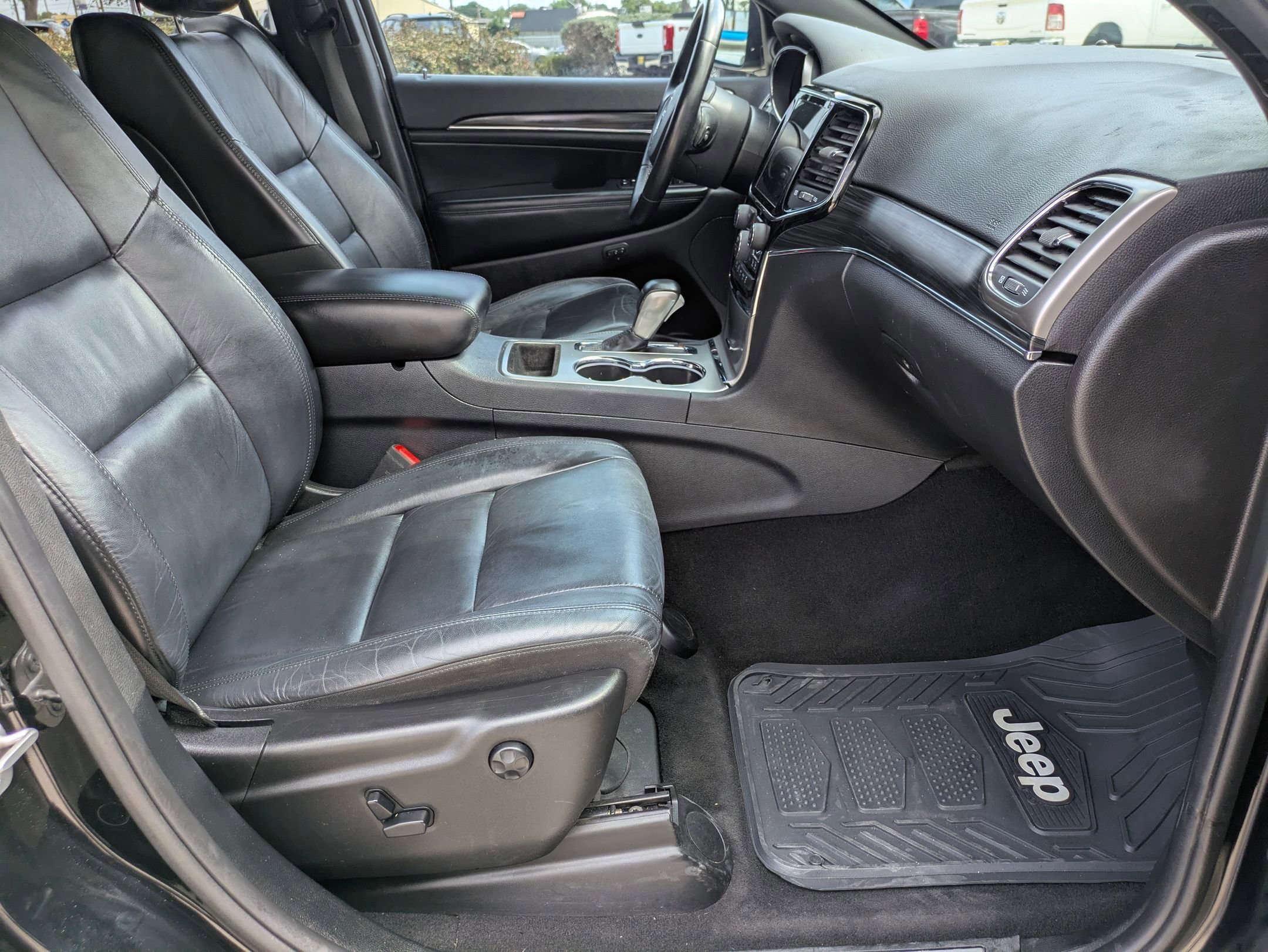 2019 Jeep Grand Cherokee Limited photo 23
