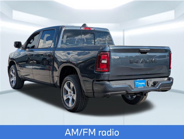 2025 Ram 1500 Tradesman photo 3