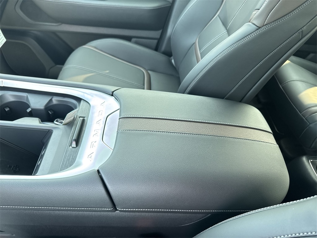 2025 Nissan Armada SL photo 25