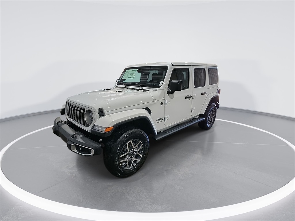 2025 Jeep Wrangler Sahara photo 3