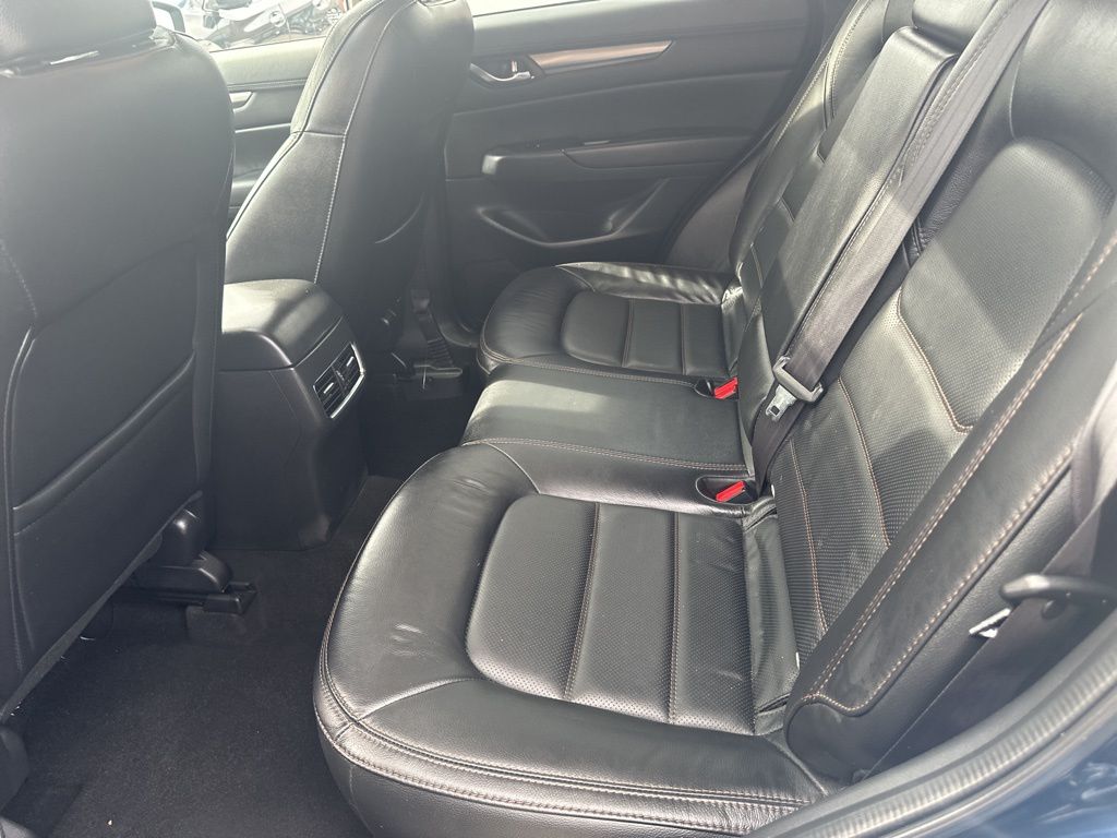 2021 Mazda CX-5 Touring photo 17