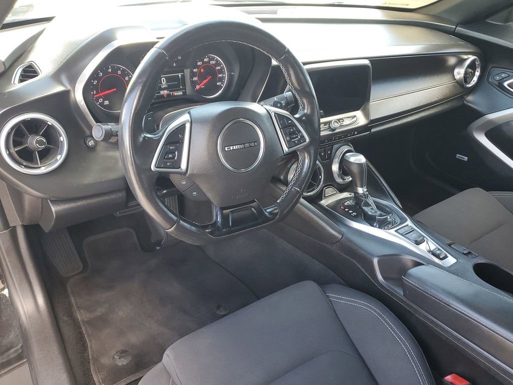 2018 Chevrolet Camaro 1LS 1LT photo 22