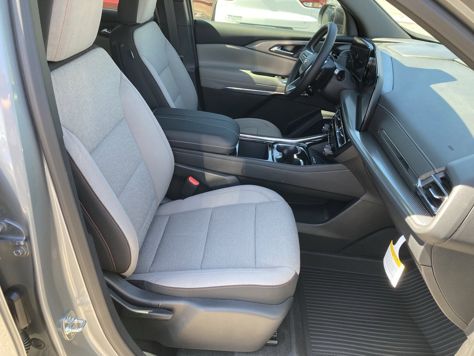 2026 Chevrolet Traverse photo 30