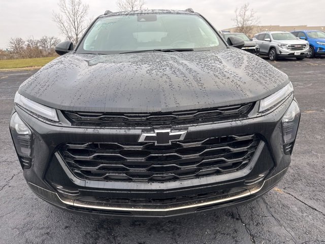 2025 Chevrolet Trax ACTIV photo 2