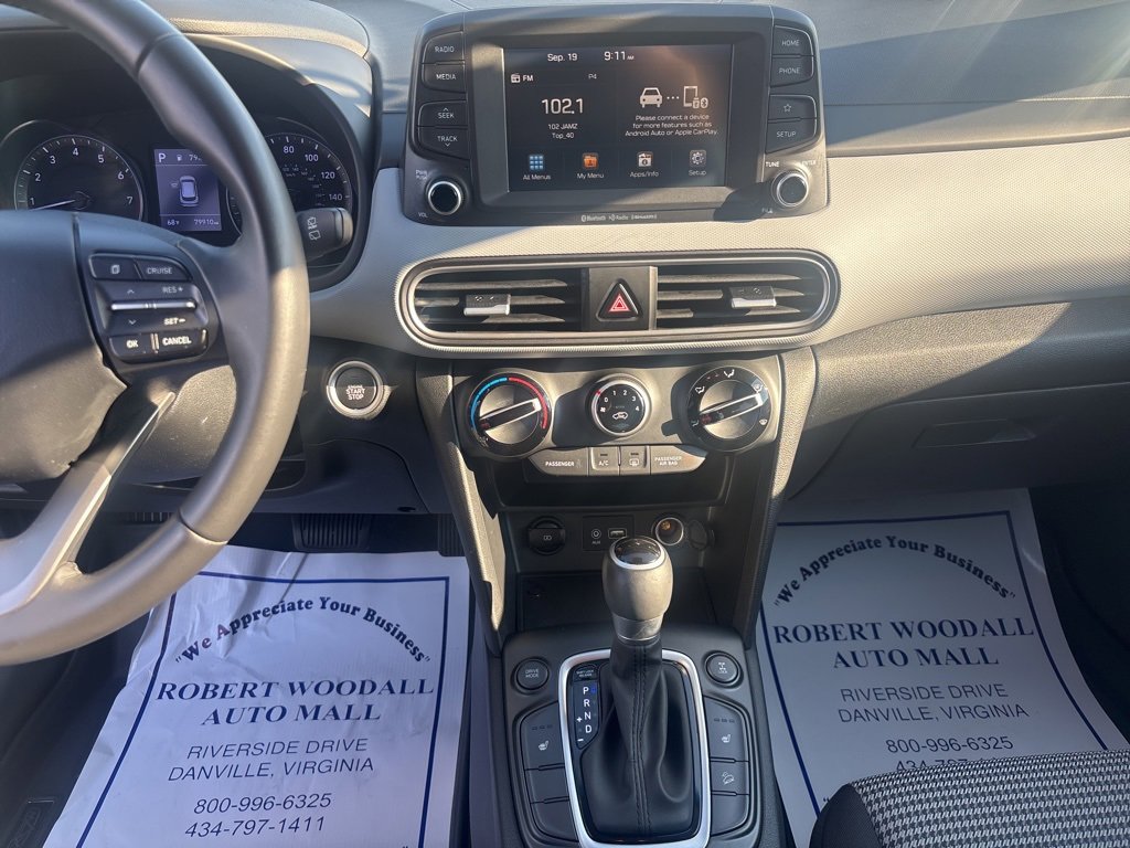 2020 Hyundai Kona SEL photo 14