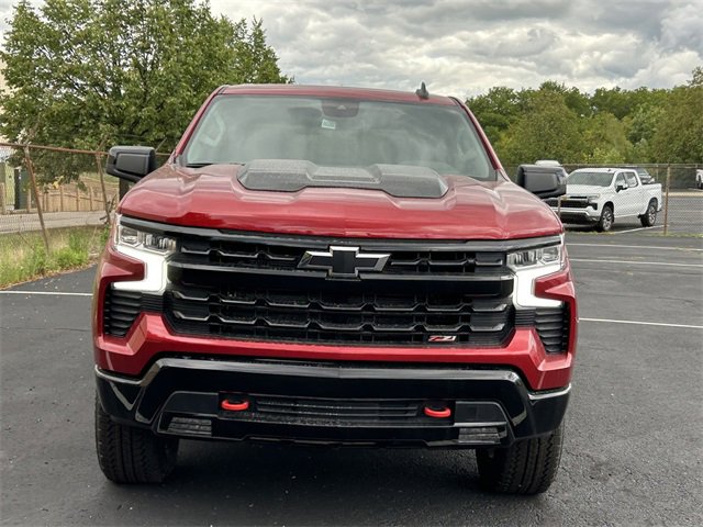 2026 Chevrolet Silverado 1500 LT Trail Boss photo 2