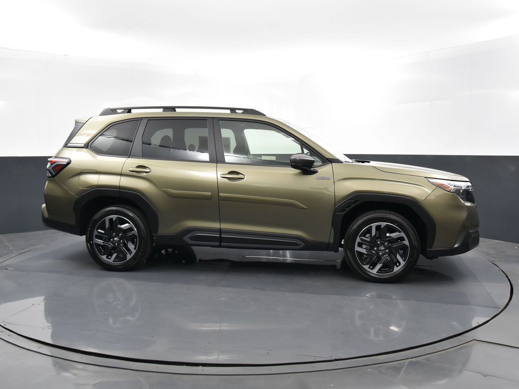 2025 Subaru Forester Limited photo 34