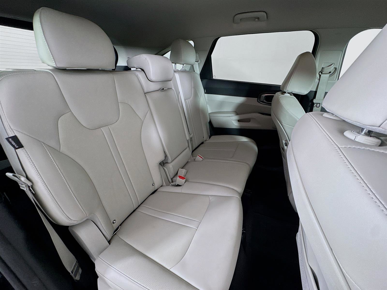 2025 Kia Sorento S photo 20