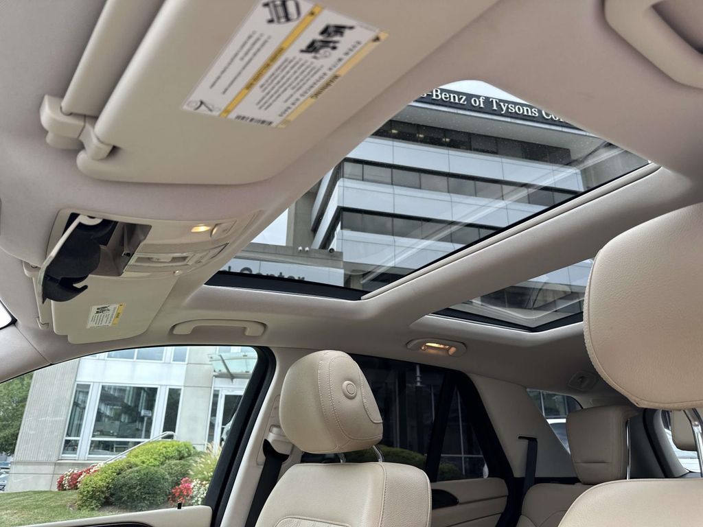 2016 Mercedes Benz GLE 350 photo 35
