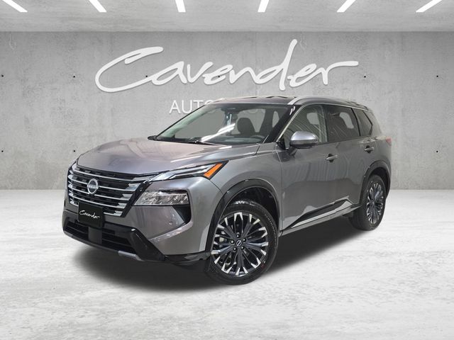 2026 Nissan Rogue Platinum's photo