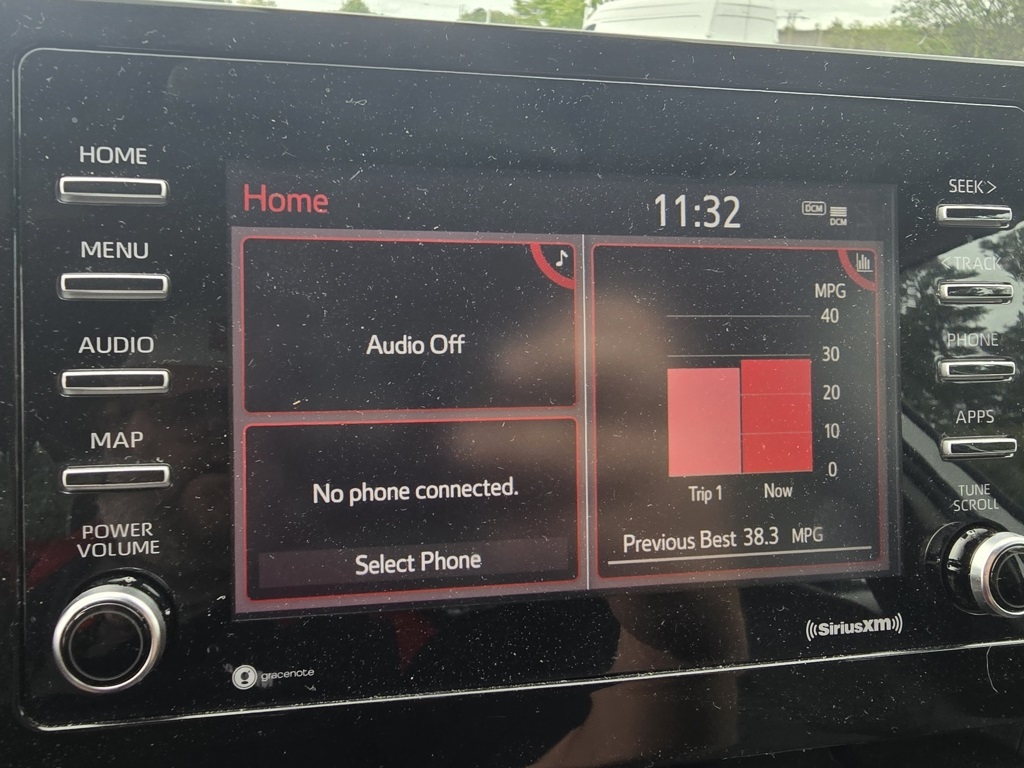 2022 Toyota Camry SE photo 16