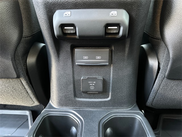2025 Jeep Wrangler Rubicon photo 13