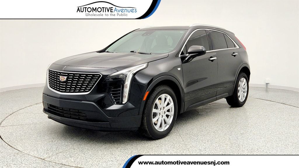 2023 Cadillac XT4 Luxury's photo