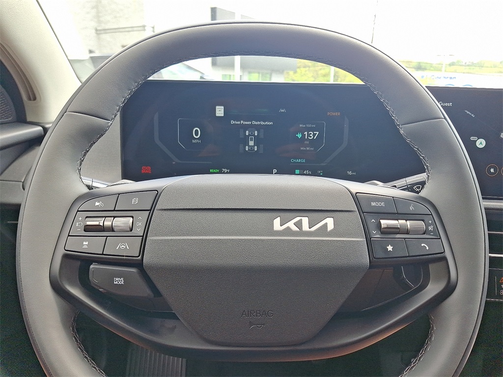 2025 Kia EV6 Light photo 17