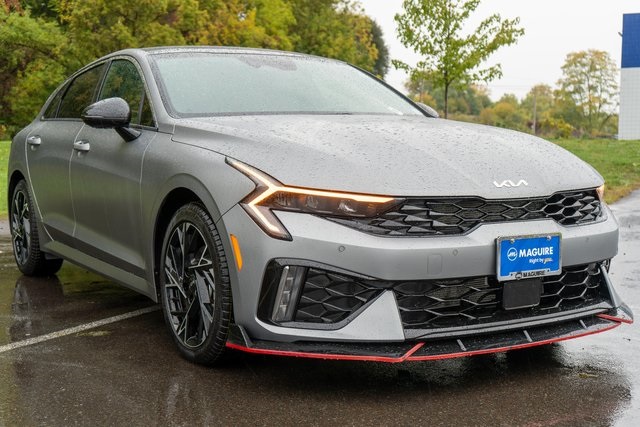 2025 Kia K5 GT-Line photo 4