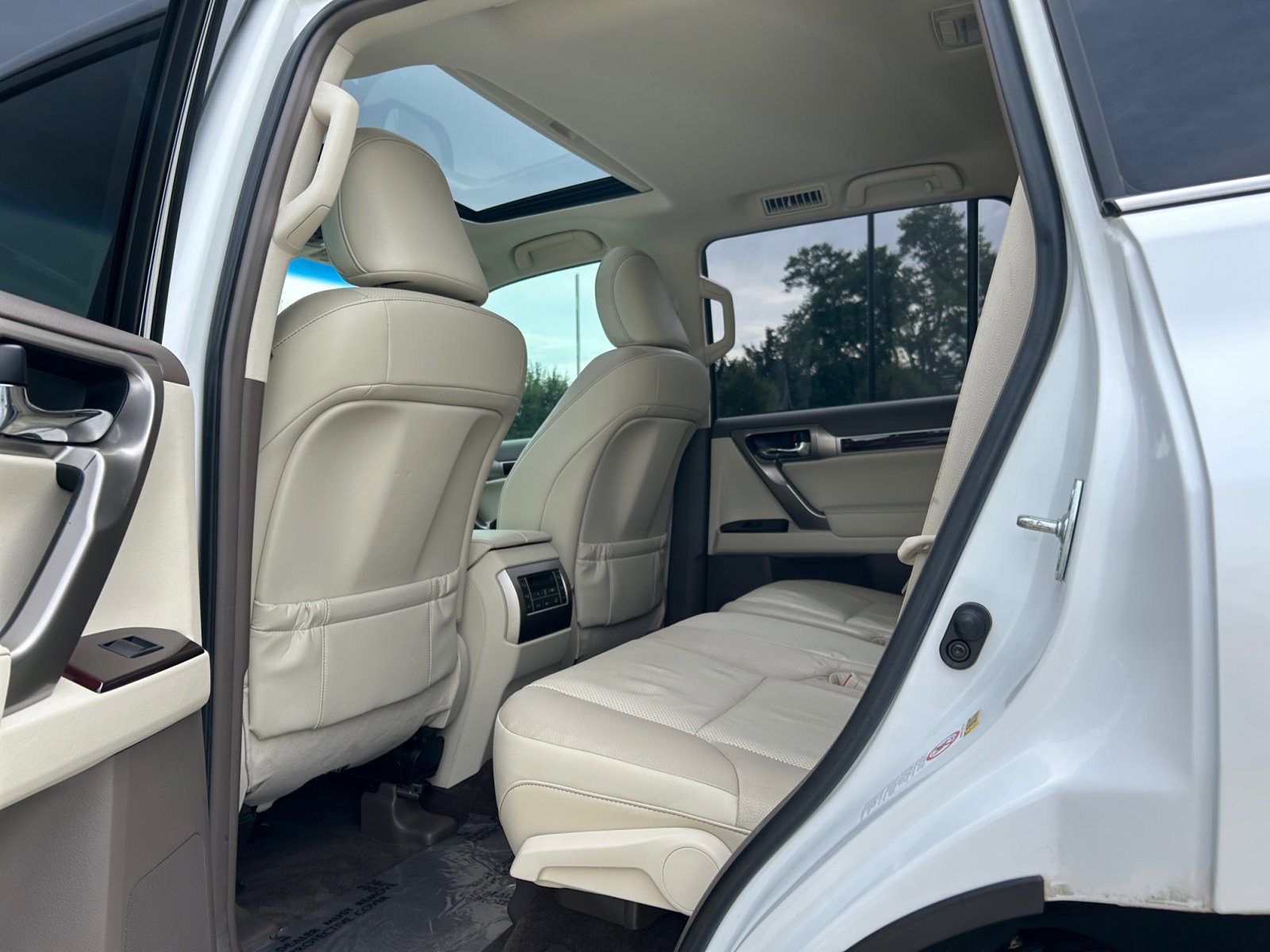 2015 Lexus GX 460 Premium photo 19