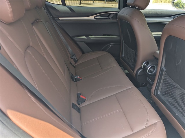 2024 Alfa Romeo Stelvio Ti photo 20