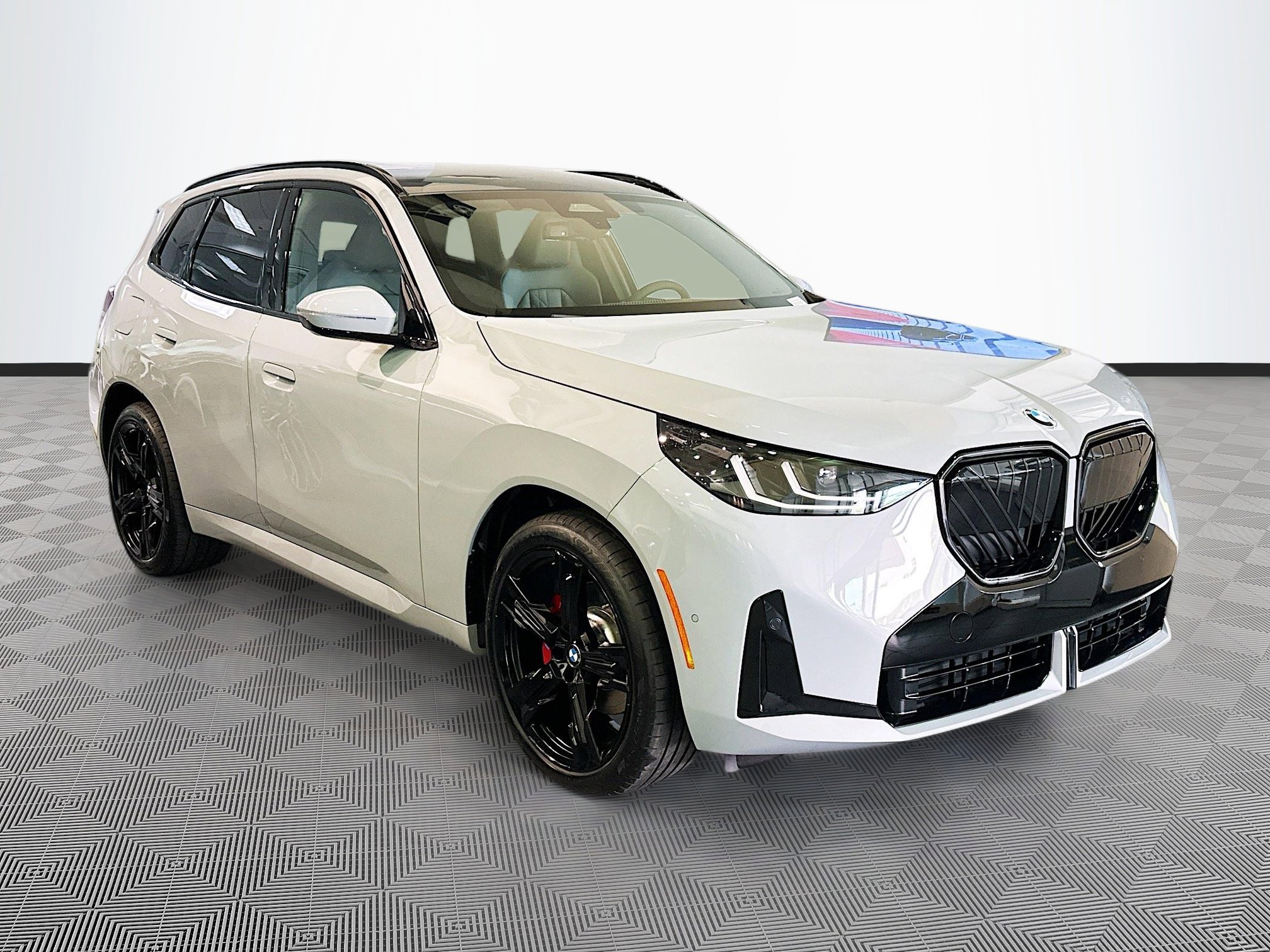 2025 BMW X3 30's photo