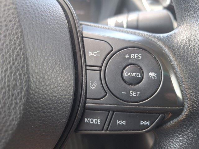 2021 Toyota Corolla LE photo 14