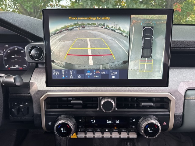 2025 Toyota Tacoma Trailhunter photo 29
