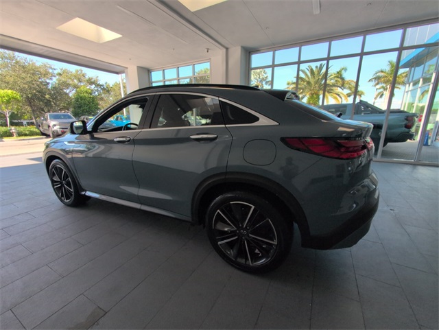 2023 Infiniti QX55 Essential photo 9