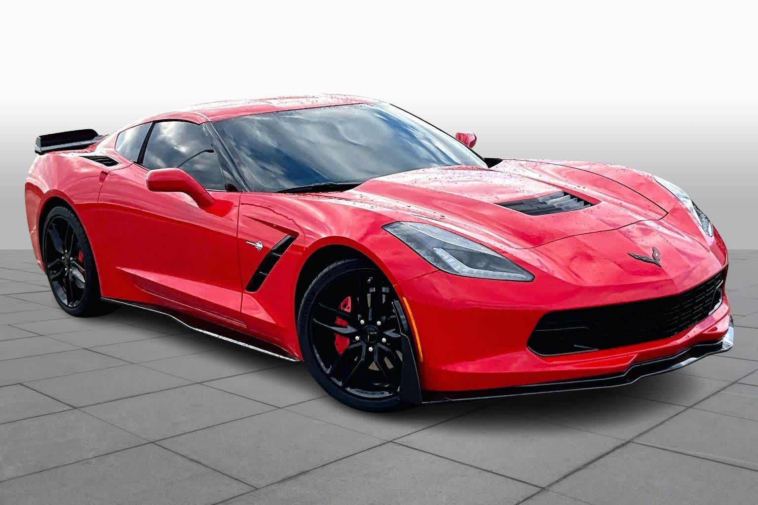 2019 Chevrolet Corvette Stingray 1LT photo 2