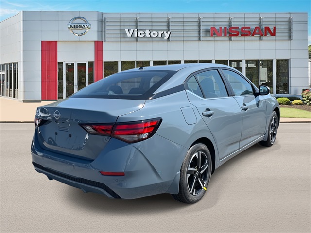 2025 Nissan Sentra SV photo 3