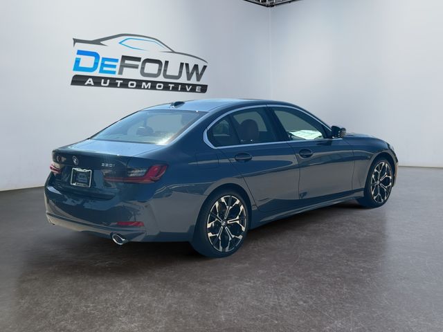 2025 Bmw 330i 330i xDrive photo 3