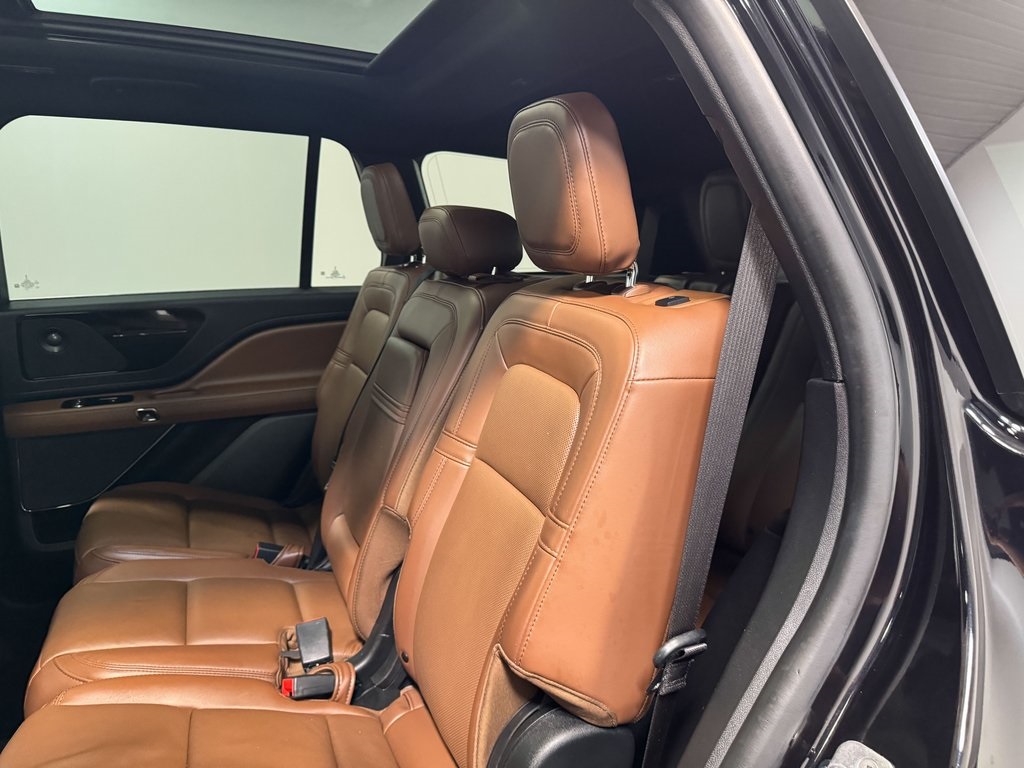 2022 Lincoln Aviator Reserve photo 44