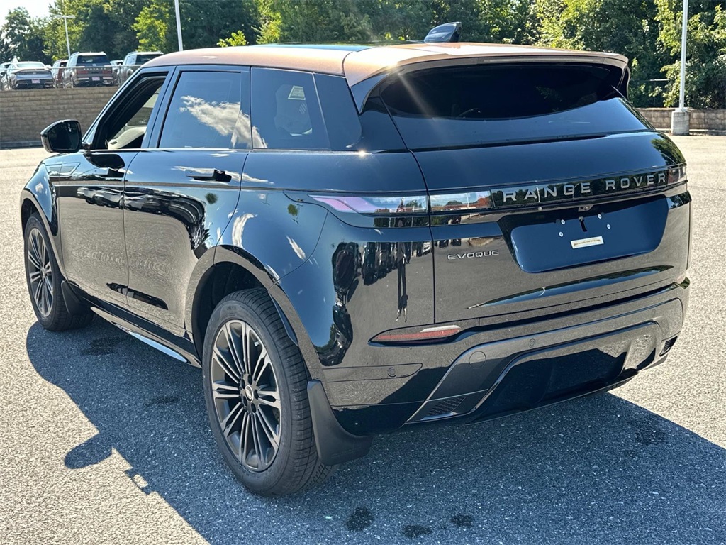 2026 Land Rover Range Rover photo 13