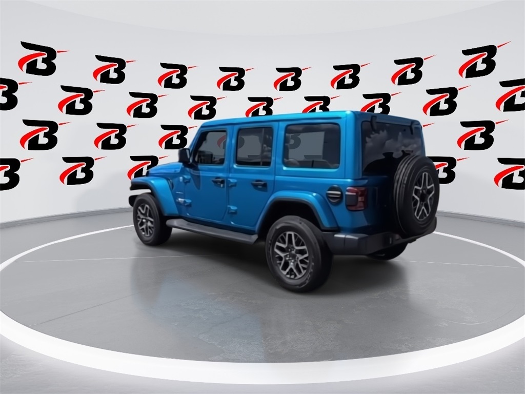 2024 Jeep Wrangler Sahara photo 5
