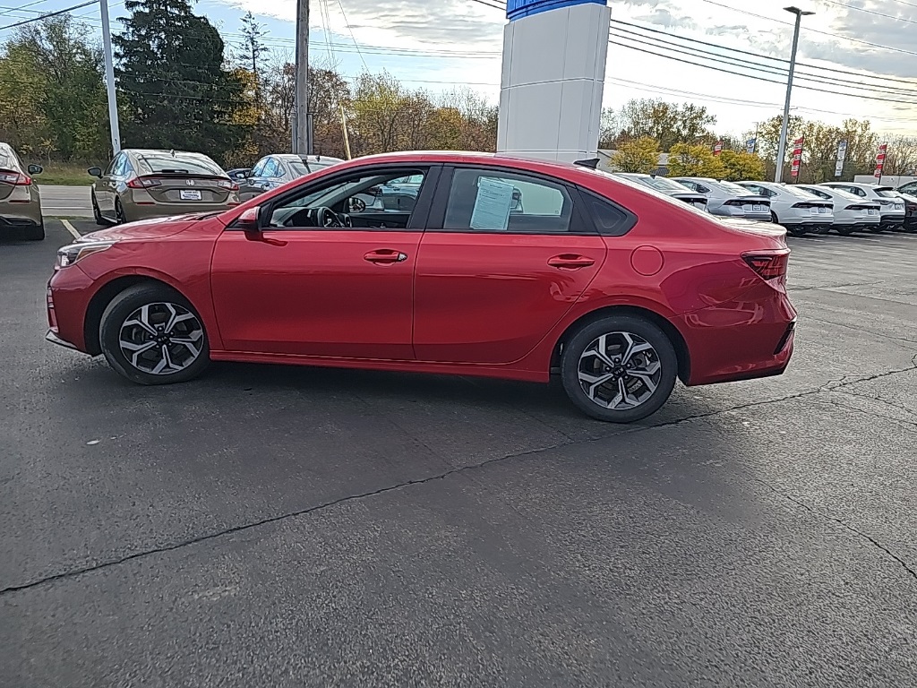 2020 Kia Forte LXS photo 4