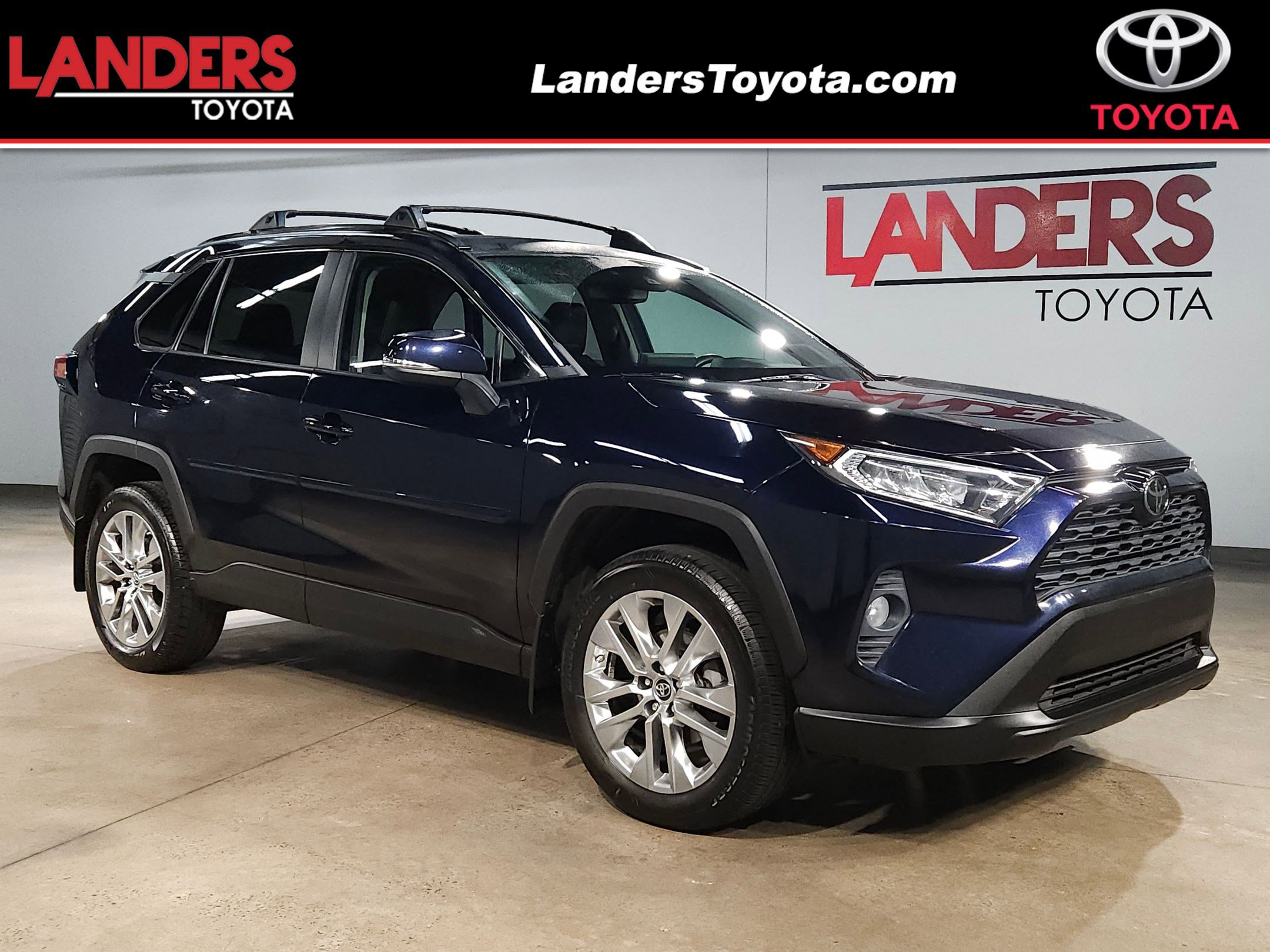 2021 Toyota RAV4 XLE Premium's photo