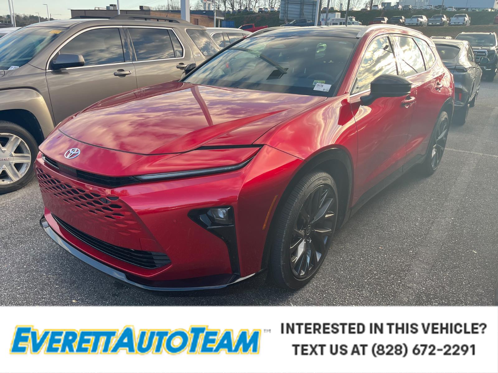 2025 Toyota Crown Signia Limited's photo