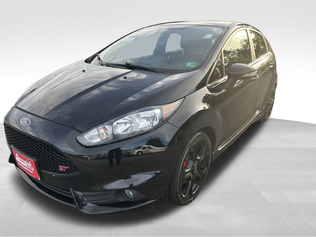 2018 Ford Fiesta ST photo 2