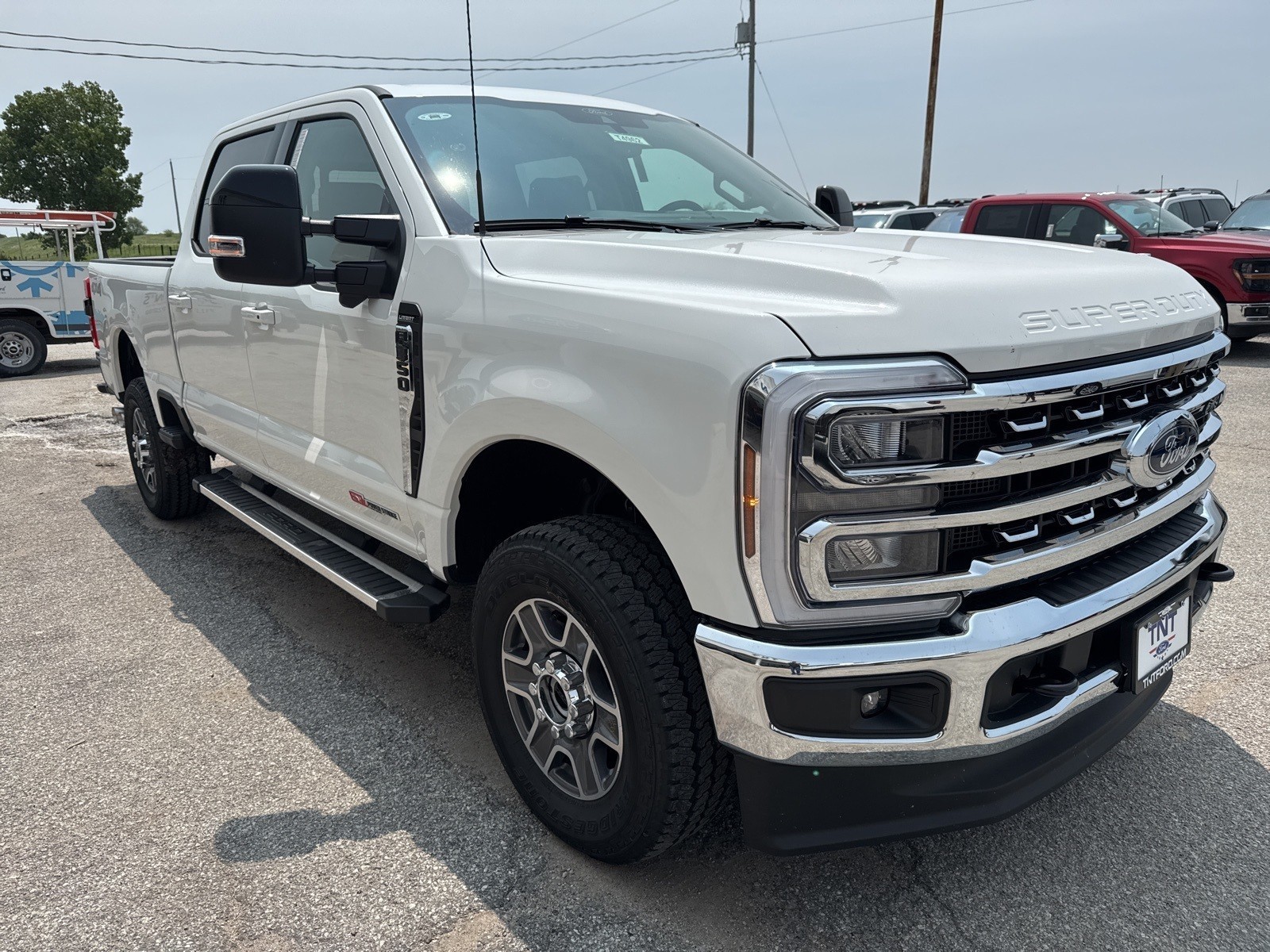 2025 Ford F-350 Lariat photo 3